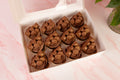 12 Chocolate Cupcakes